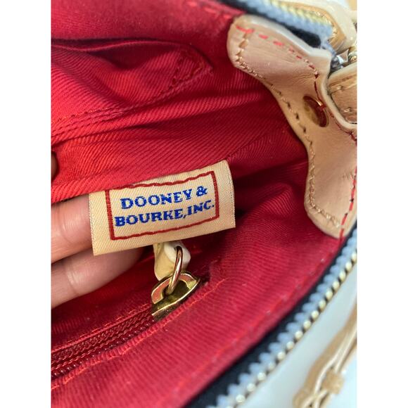 DOONEY & BOURKE SMALL LEATHER CHEVERON CROSSBODY BAG - Picture 14 of 16